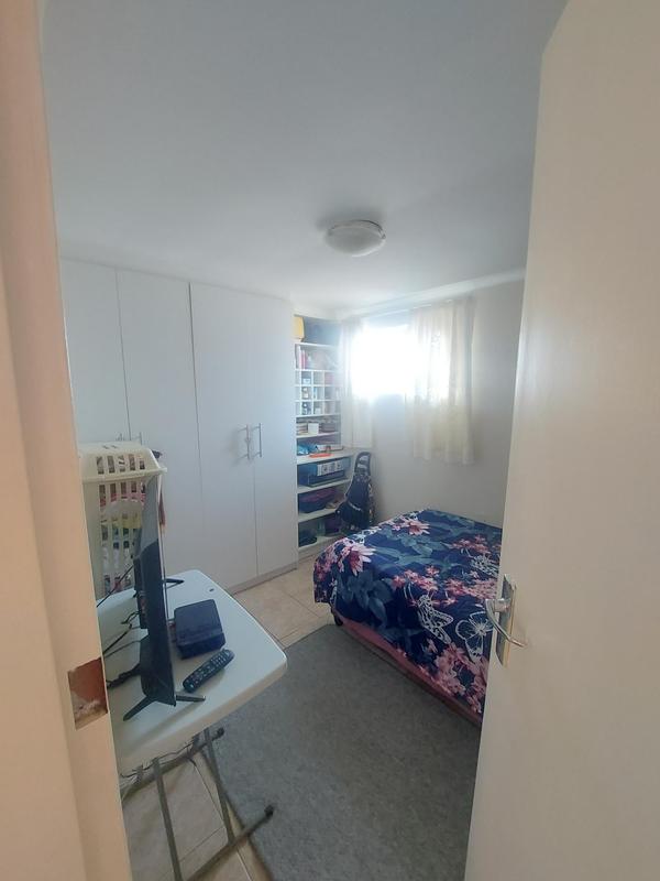 To Let 2 Bedroom Property for Rent in Goodwood Central Western Cape